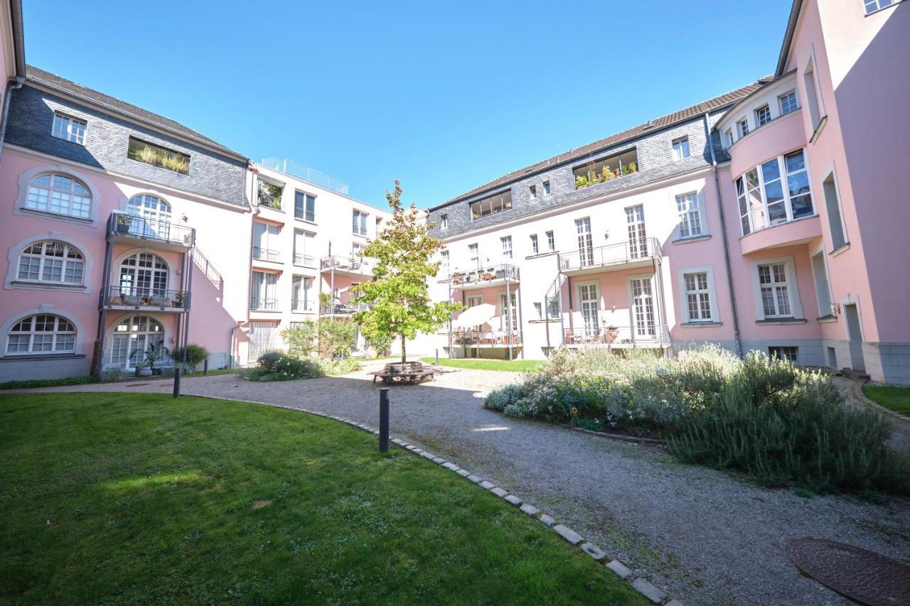 Historisches Deluxe Apartment Im Marianum ノイス エクステリア 写真