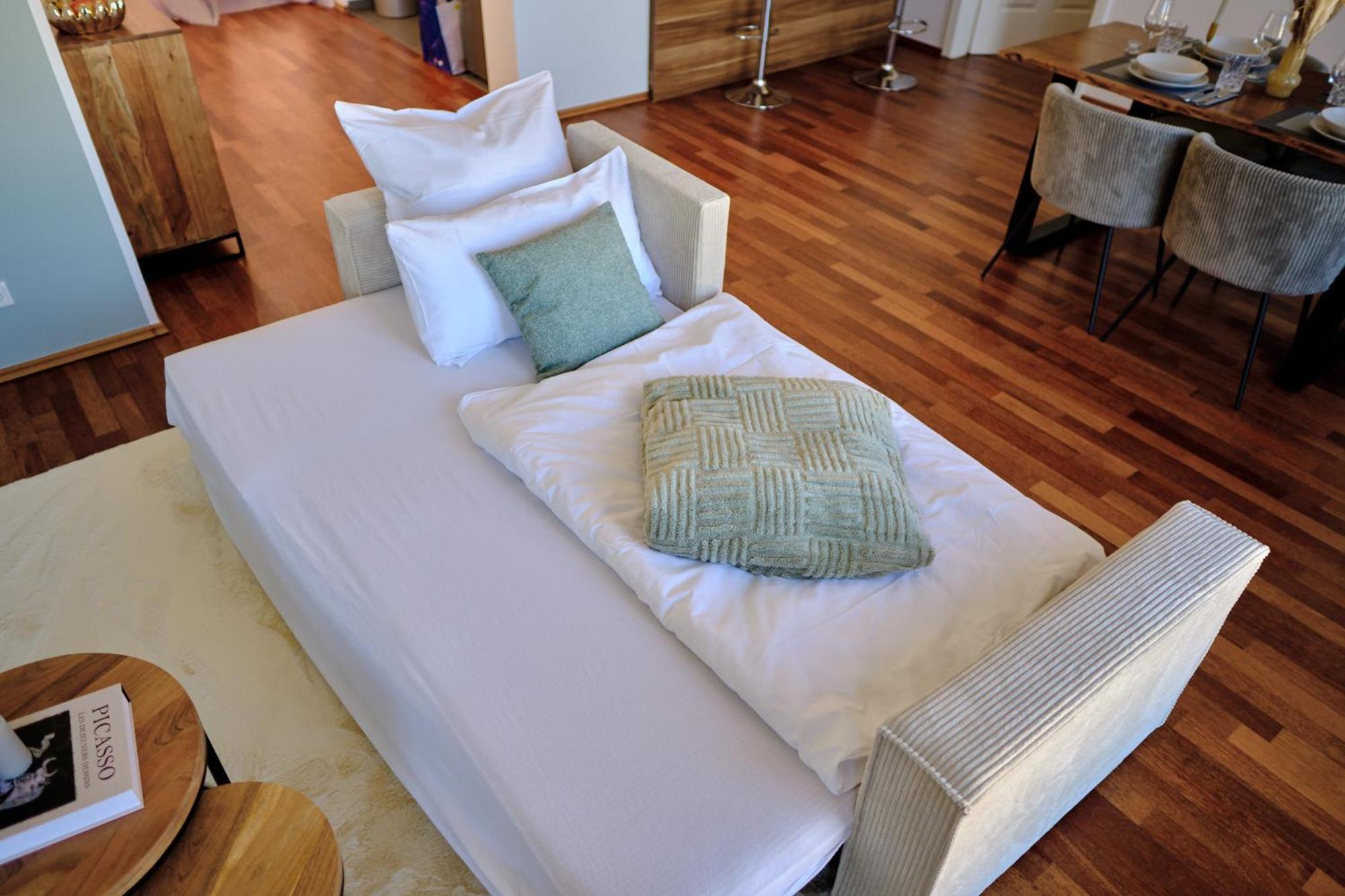 Historisches Deluxe Apartment Im Marianum ノイス 部屋 写真