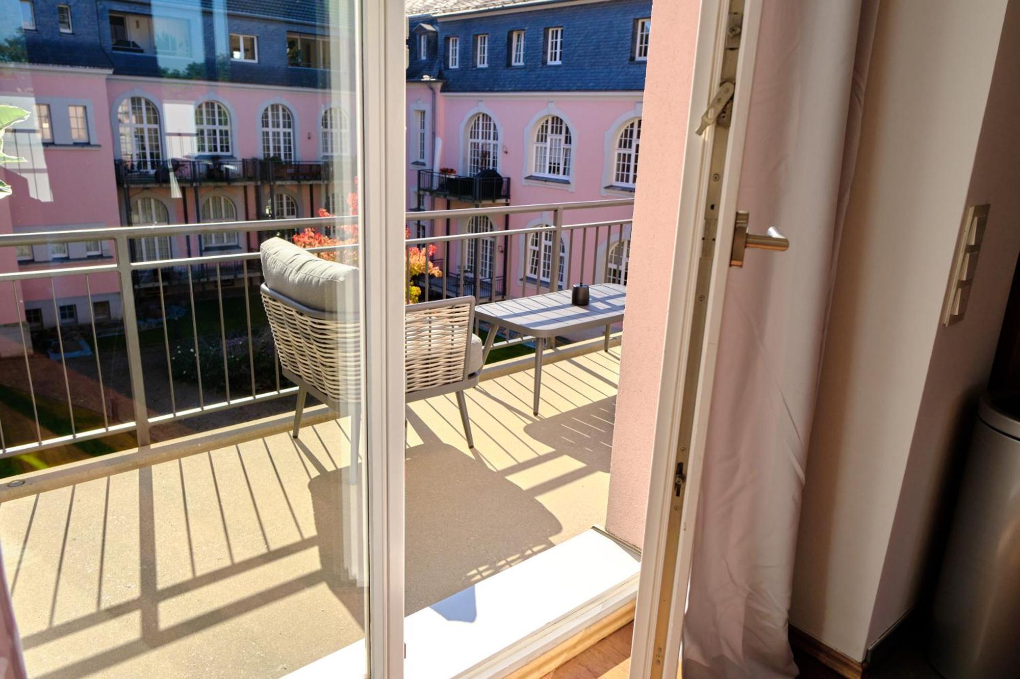 Historisches Deluxe Apartment Im Marianum ノイス 部屋 写真