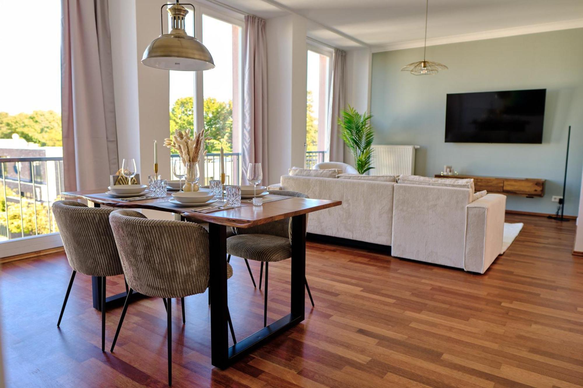 Historisches Deluxe Apartment Im Marianum ノイス エクステリア 写真