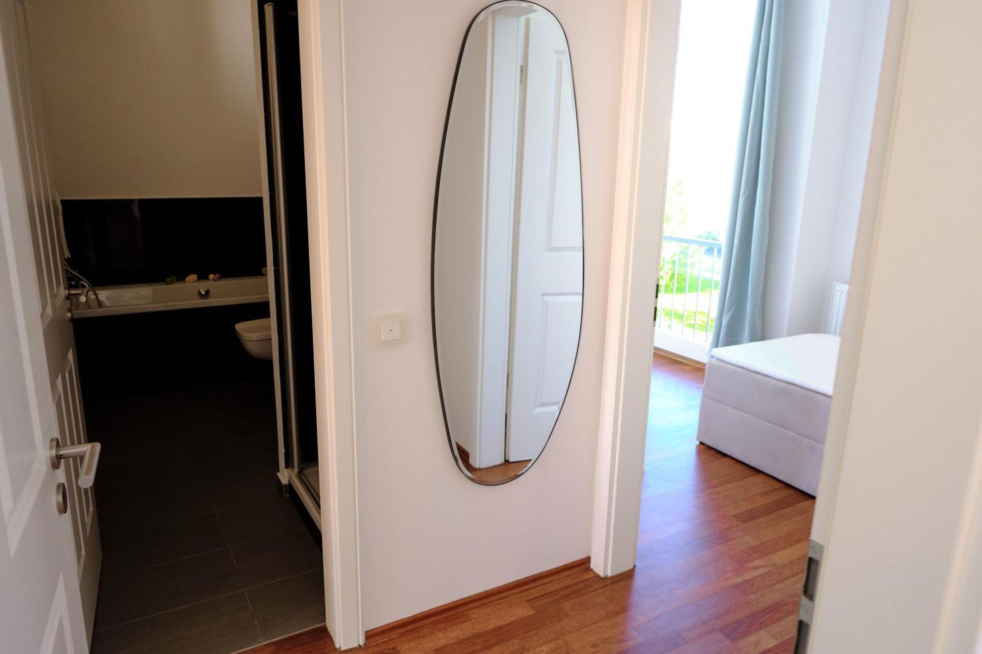 Historisches Deluxe Apartment Im Marianum ノイス エクステリア 写真